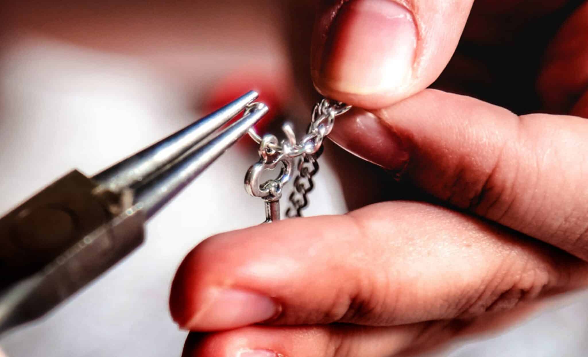 All You Need to Know About Necklace Repair Dallas Jewelry Appraiser